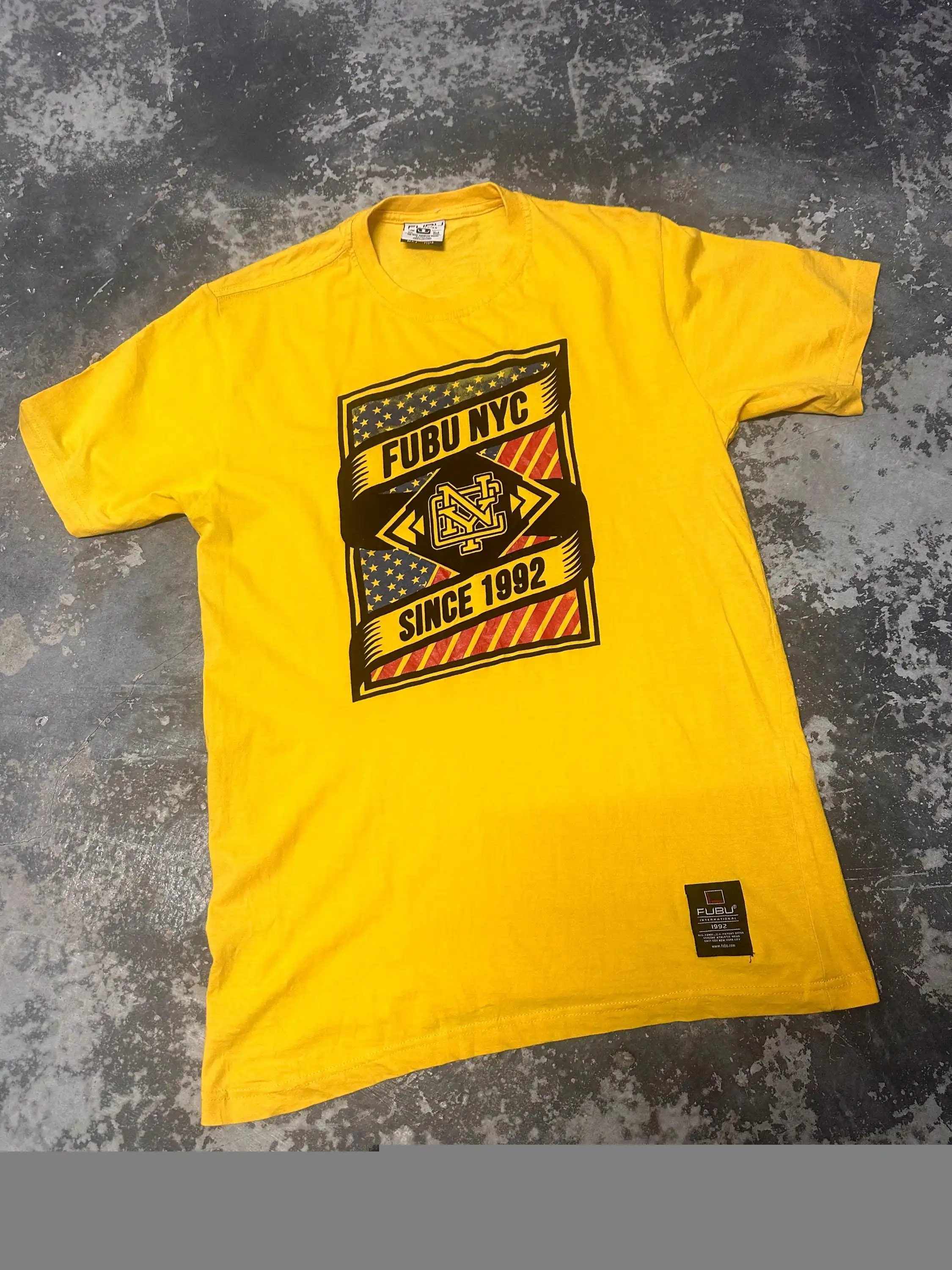 Yellow Streetwear Brand - تي شيرت فينتاج فوبو نيويورك ستريت