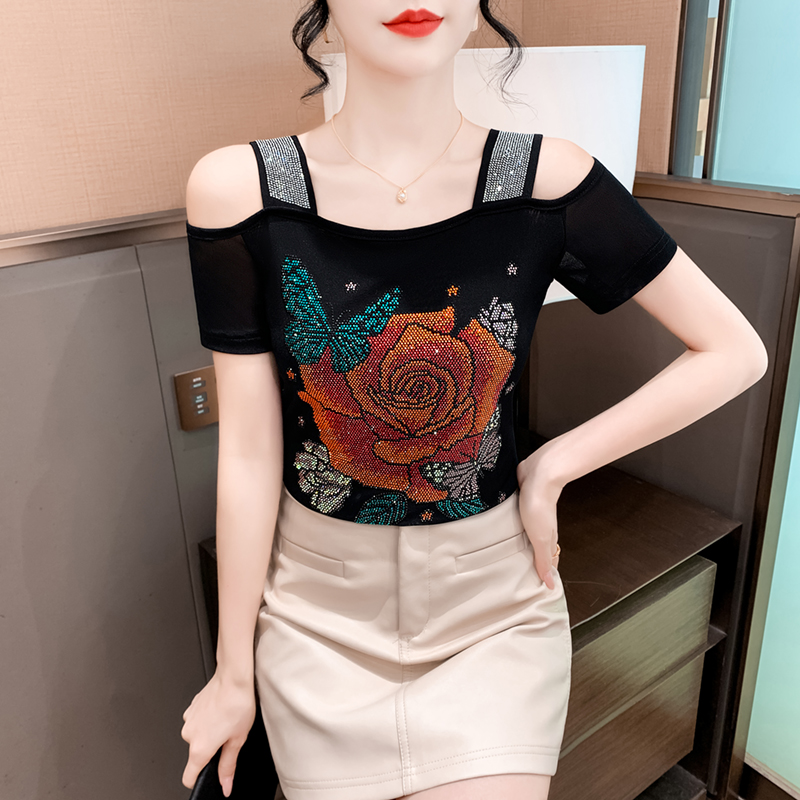 أحدث الملابس الأوروبية النسائي - مراجعة Streetwear Brand With Flowers وسعره