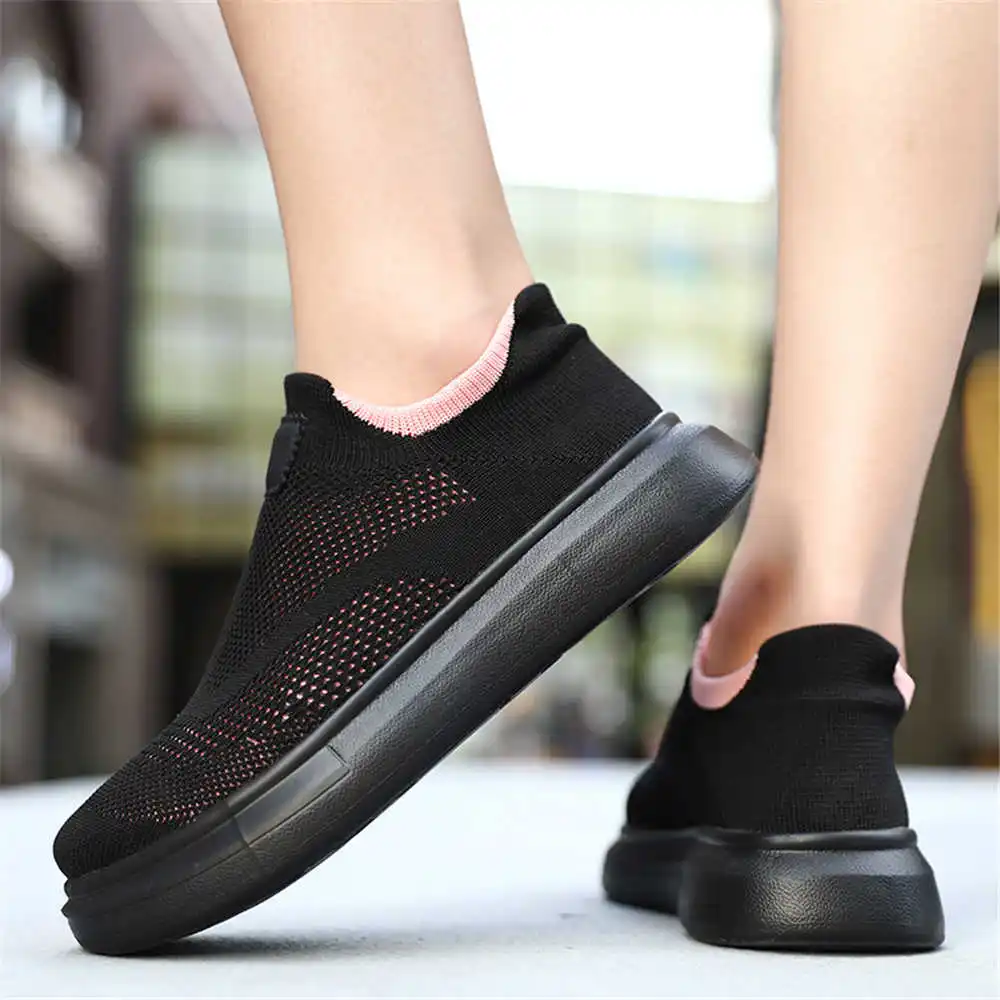 جوارب رياضية للنساء ، أحذية بن - مراجعة Streetwear Brand In Vietnam وسعره